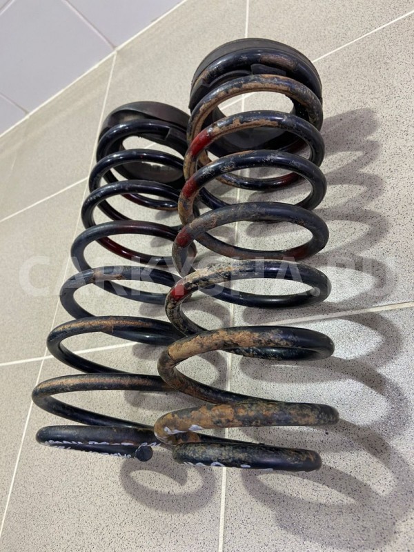 Задние пружины Hyundai Solaris G4FA Hyundai Solaris 