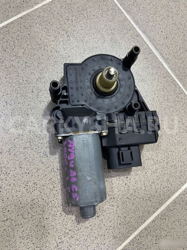 Стеклоподъемник передний правый Audi A6 2000 г Audi 200 оригинальный номер 130821774