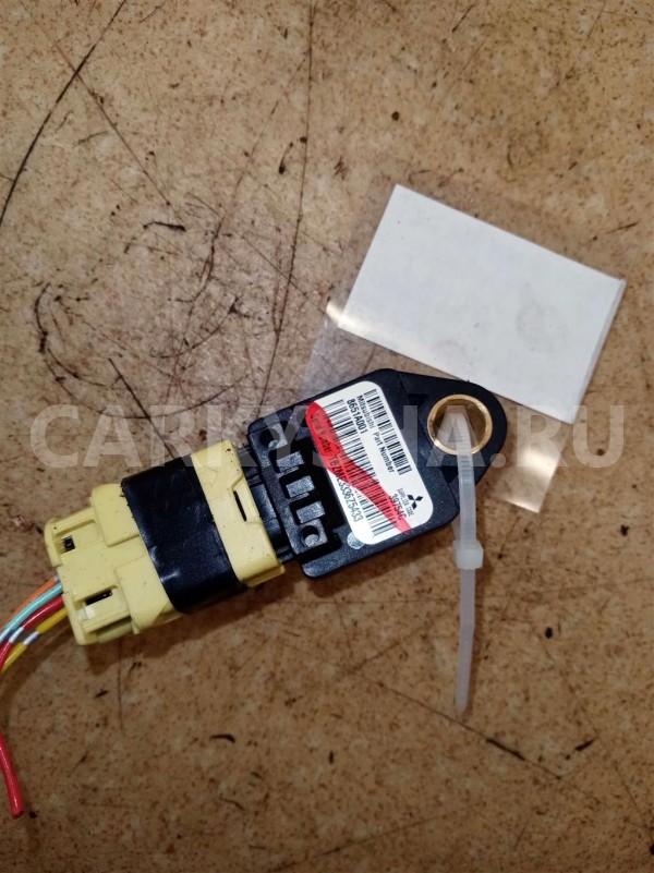 Название детали Датчик удара Модель Peugeot 4007 Peugeot 4007 оригинальный номер 8216 RX