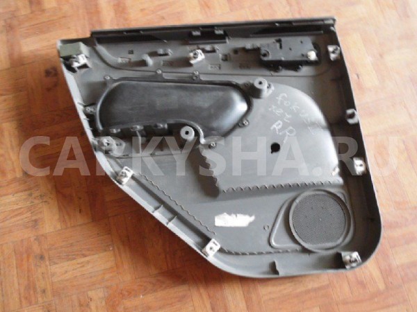 Обшивка двери Ford Focus II (2005—2008) Ford Focus оригинальный номер 1515331