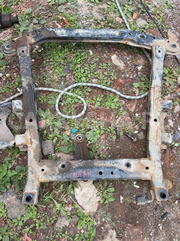 Подрамник Renault Logan I (2004—2009) Renault 20 оригинальный номер 544013322R