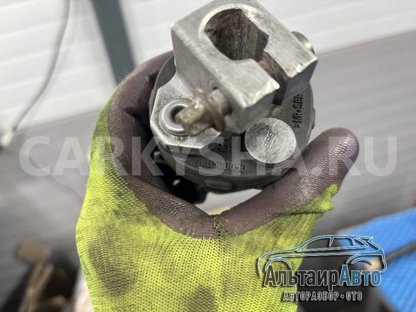 Крестовина кардан рулевого вала Range Rover 3 L322 Land Rover Range Rover оригинальный номер QLD500030