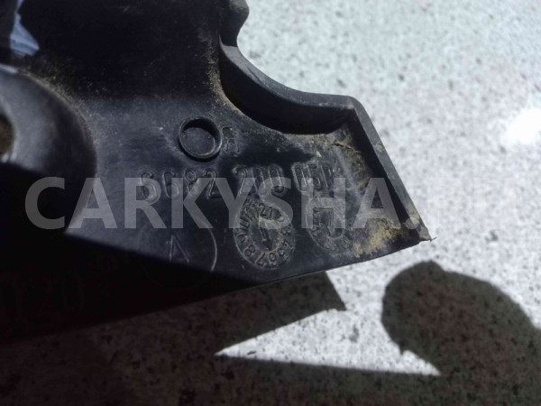 Крышка петли капота Renault Duster I рестайлинг (2015—2021) Renault 15 оригинальный номер 668220005r