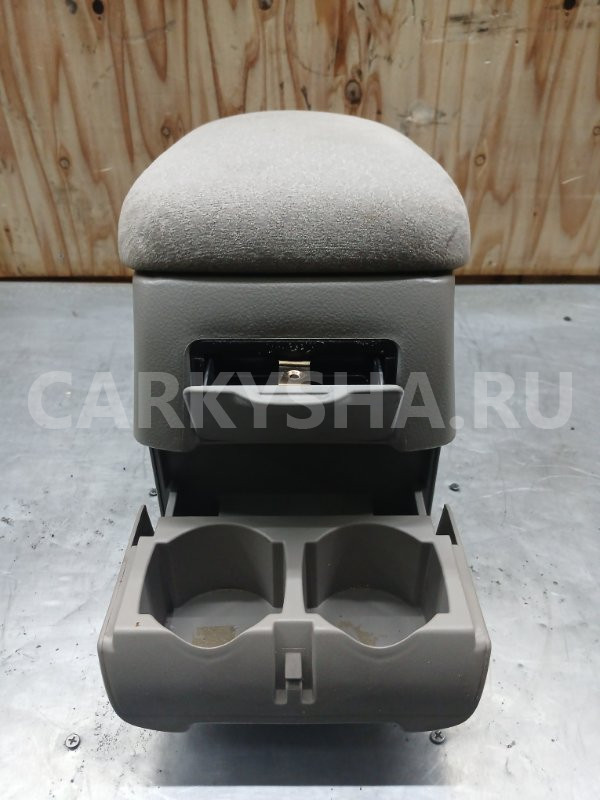 Подлокотник Toyota Mark II 