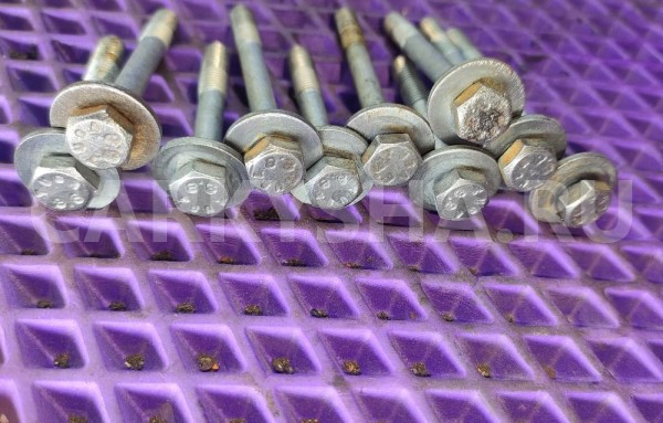 Болты клапанной крышки Mercedes-Benz W210 M111 Mercedes-Benz E-klasse 