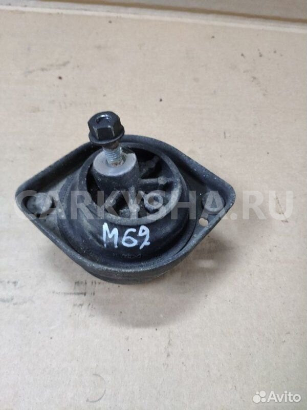 Подушка двигателя правая BMW 5 E39 M62B44 1997 BMW 5er оригинальный номер 22 11 1 092 824