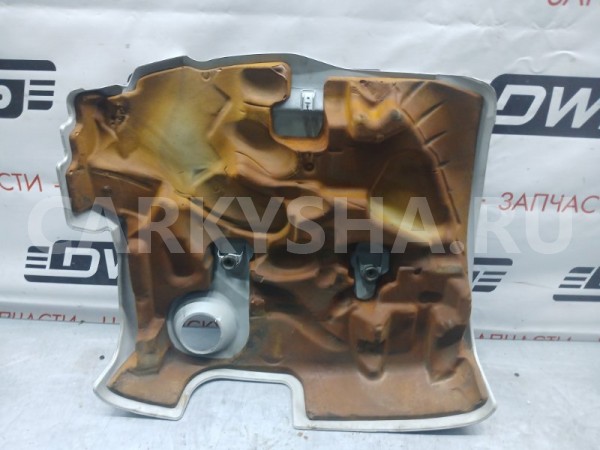 Крышка на двигатель декоративная Toyota Crown 