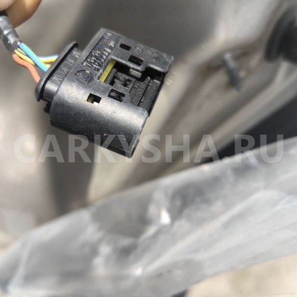 Разъем фонаря в крыло BMW X3 