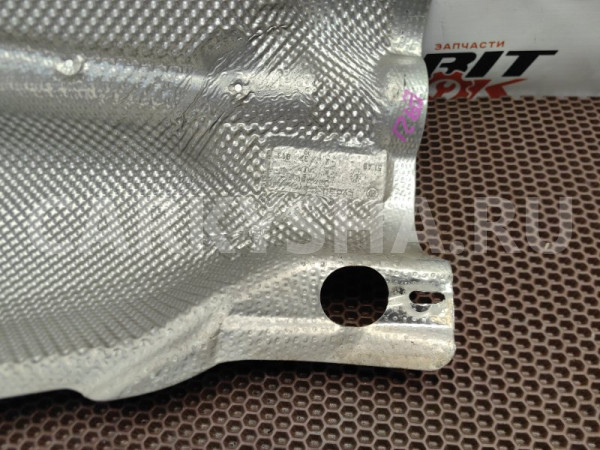 Термоэкран выхлопа BMW 3er оригинальный номер 51 71 7 117 372, 51 71 7 117 372, 51717117372, 7117372