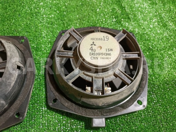 Динамик ( пара) Mitsubishi Lancer оригинальный номер MR306819