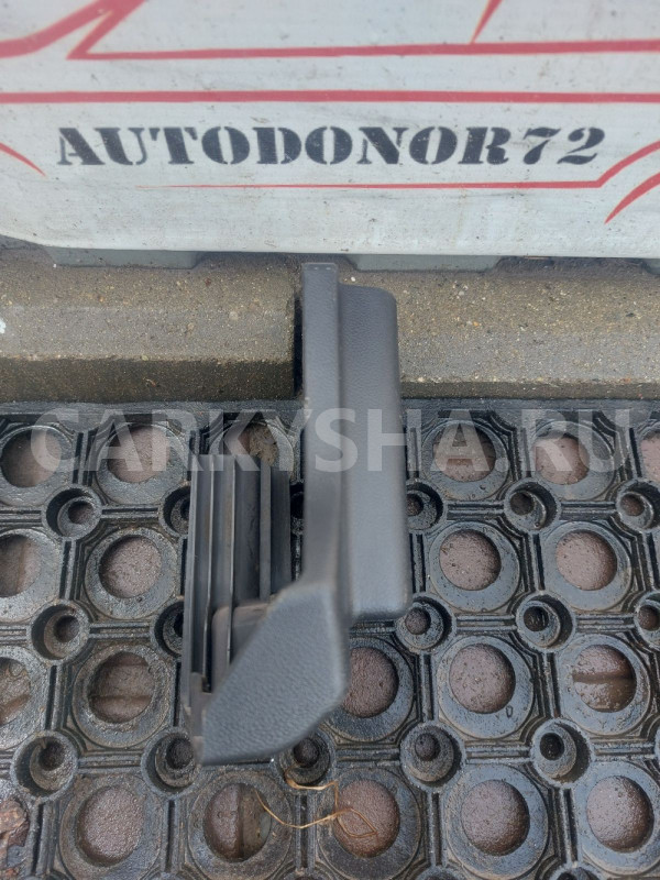 Накладка сиденья  левая  Toyota Avensis T250 Toyota Avensis оригинальный номер 7215805040