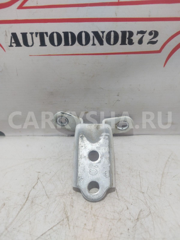 Петля двери задней левой нижняя Hyundai Solaris Hyundai Solaris оригинальный номер 793500X000
