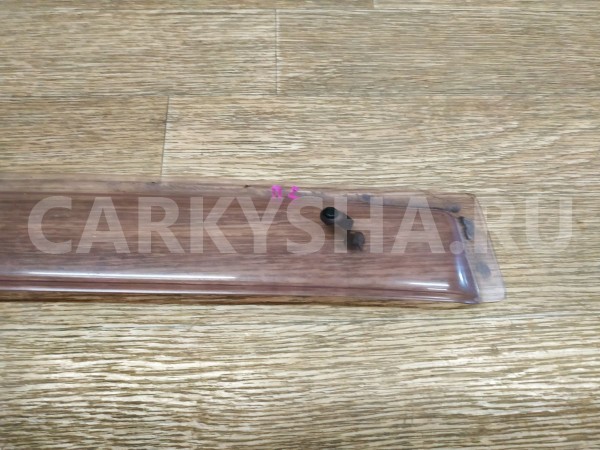 Ветровик Mazda Capella 