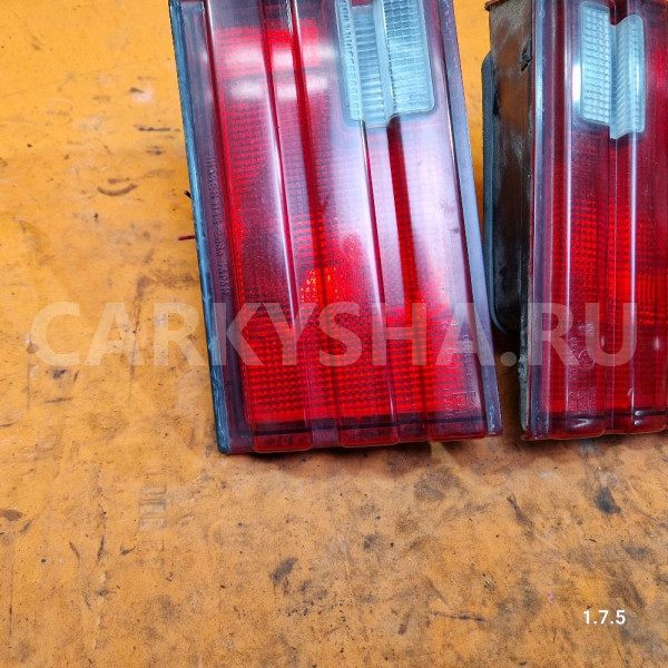 Фонарь в крышку пара mitsubishi galant 6 лифтбек Mitsubishi Galant 