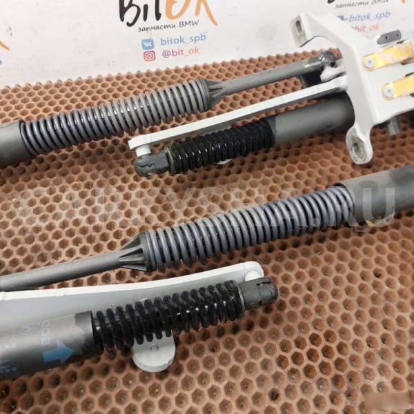 Петли амортизаторы багажника BMW 5er 