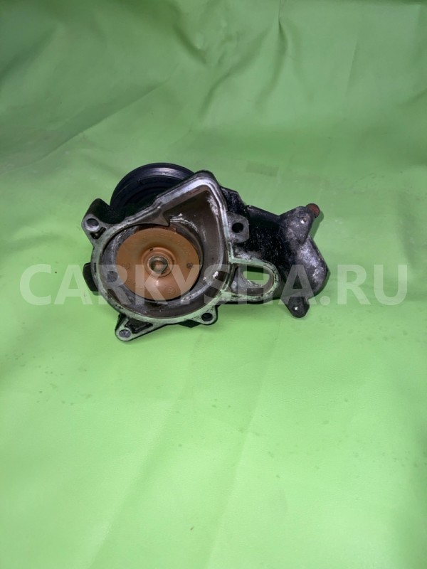 Помпа BMW X3 E83 M47D20 2006 BMW X3 