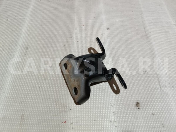 Петля двери задней левой верхняя Москвич 3 