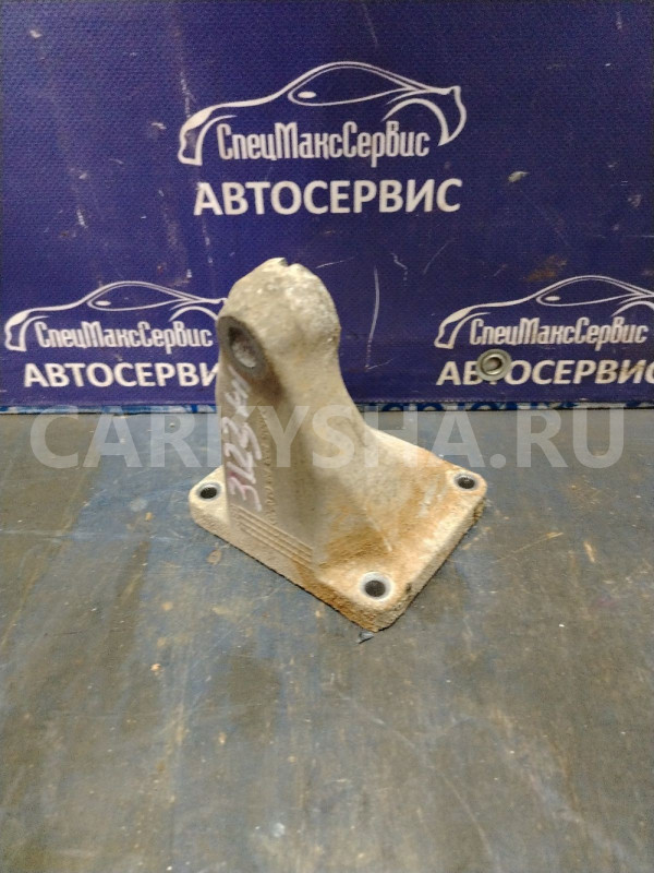 Кронштейн двигателя правый SsangYong Kyron Actyon Ssang Yong Actyon оригинальный номер 6652231204