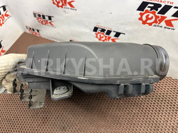 Корпус воздушного фильтра BMW X3 оригинальный номер 13 71 7 583 725, 13 71 7 583 725, 13717583725, 7583725