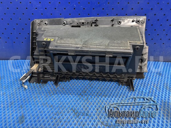 Бардачок нижний чёрный Range Rover 3 L322 Land Rover Range Rover оригинальный номер 9314p0078