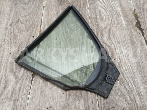 Форточка двери задняя правая Nissan Primera СЕДАН Nissan Primera 