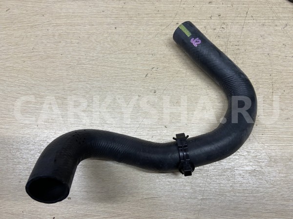 Патрубок радиатора охлаждения Toyota RAV 4 V (XA50) оригинальный номер 16572-24040