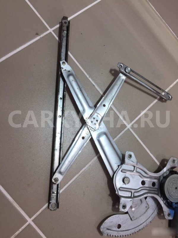 Стеклоподъемник передний правый Daihatsu YRV 2002г Daihatsu YRV оригинальный номер 2621001010