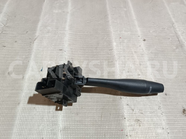 Переключатель стеклоочистителей Nissan Primera оригинальный номер 252605F600