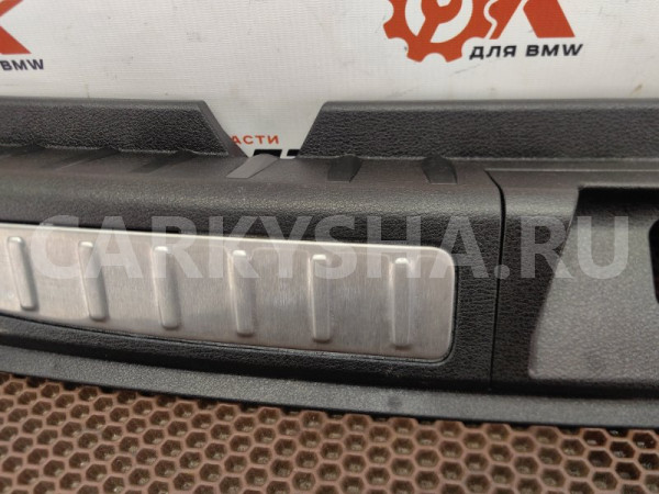 Накладка погрузочного борта BMW X1 оригинальный номер 51 47 7 380 881, 51 47 7 380 881, 51477380881, 7380881, 51 47 2 990 628, 51472990628, 2990628
