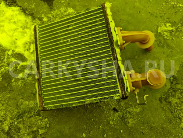 Радиатор печки Nissan Primera 