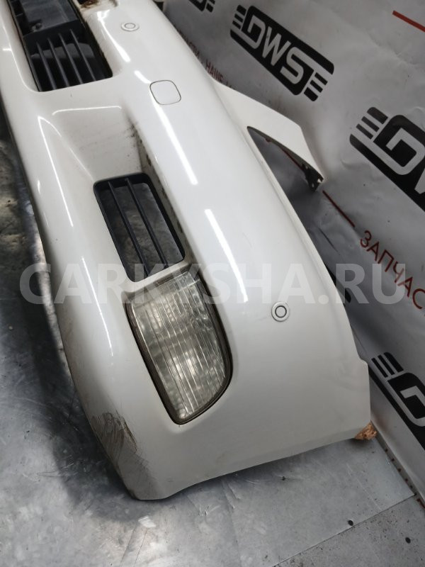 Бампер Toyota Crown 