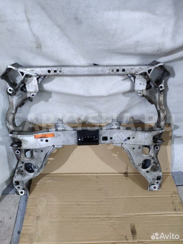 Подрамник передний BMW 1 E87 N46B20 2007 BMW 1er оригинальный номер 31 11 6 785 639