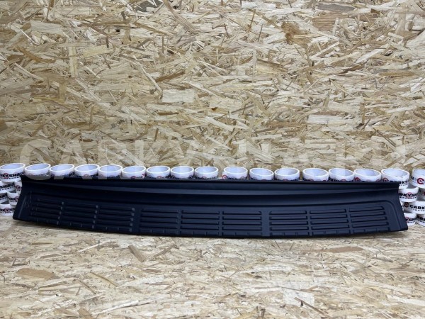 Накладка заднего бампера Toyota Land Cruiser 200 Рестайлинг оригинальный номер 52162-60040