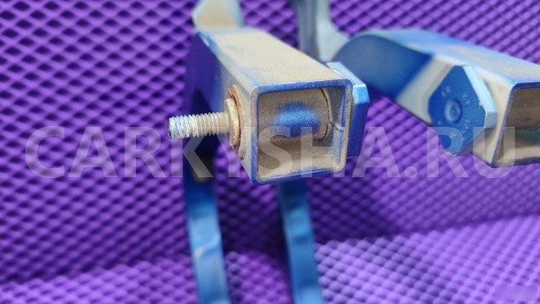 Петли багажника Renault Logan 1 Renault 20 