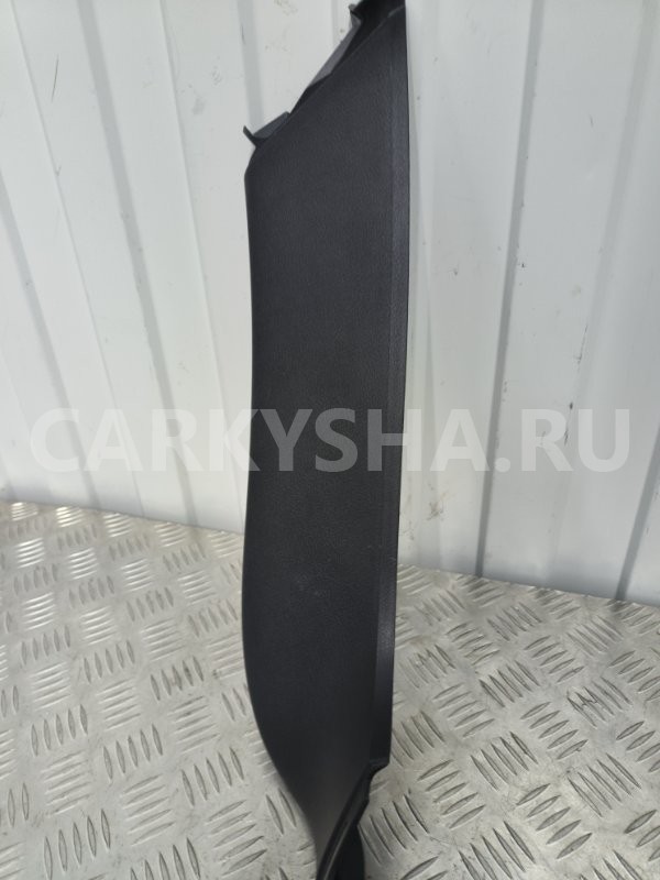 Обшивка крышки багажника Porsche Cayenne 7P5867587A, левая Porsche Cayenne 