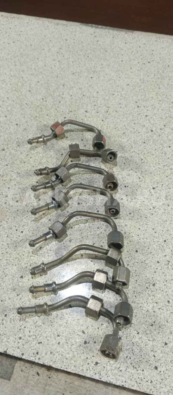 Трубка топливная Mercedes-Benz GL-класс X164 (2006—2009) Mercedes-Benz G-klasse оригинальный номер A6420700233