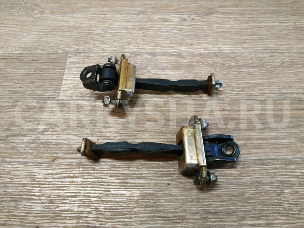 Ограничитель двери передний Ford Fusion оригинальный номер 1474245