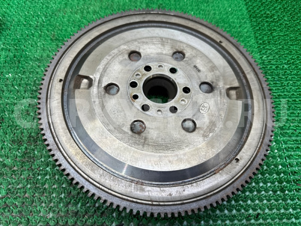 Маховик Opel Astra 55573012 J Opel Astra 