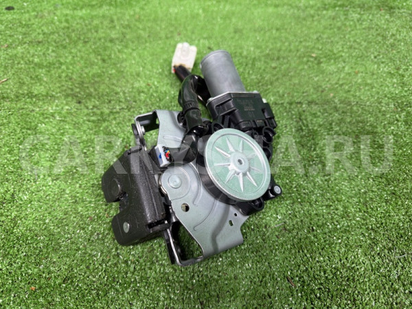 Замок двери багажника Toyota NOAH VOXY ESQUIRE 2014-2021 6935028180 Toyota Noah 