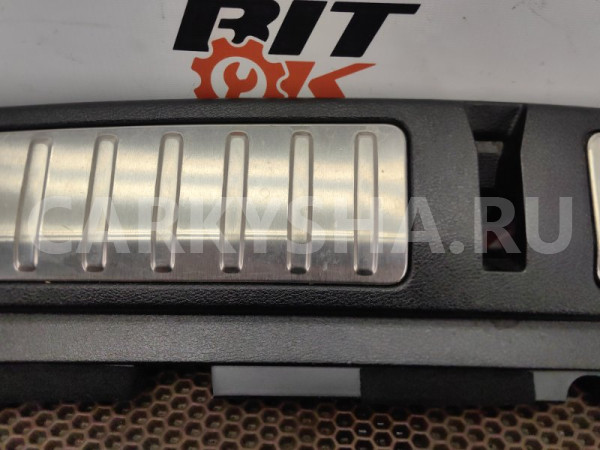 Накладка погрузочного борта BMW X3 оригинальный номер 51 47 9 207 887, 51 47 9 207 887, 51479207887, 9207887, 51 47 7 250 959, 51477250959, 7250959, 51 47 7 250 960, 51477250960, 7250960