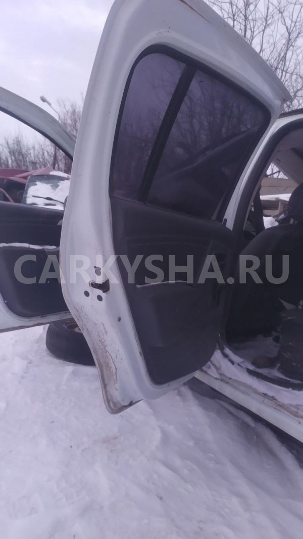Дверь задняя левая Renault Sandero I в сборе Renault 14 