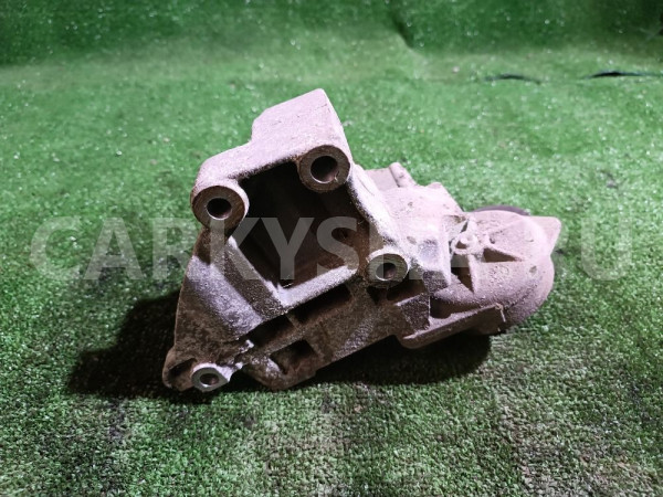 Кронштейн генератора Ford Focus оригинальный номер 1134709