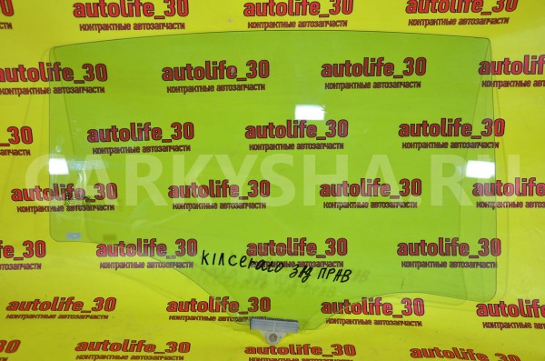 Стекло боковое Kia Cerato 