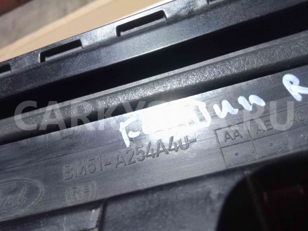 Накладка на дверь Ford Focus III (2011—2015) Ford Focus оригинальный номер bm51a254a40
