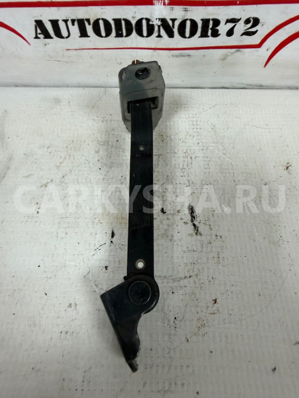 Ограничитель двери передней Suzuki SX4 2006-2014 Suzuki Splash оригинальный номер 8181057L01