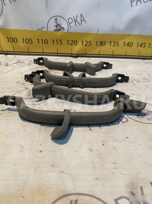 Ручка салона Mitsubishi Chariot Mitsubishi Chariot оригинальный номер MB769112