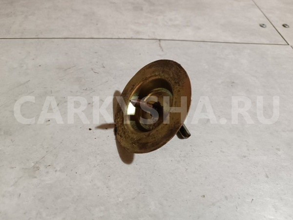 Болт крепления запаски Nissan Sunny оригинальный номер 748104M400