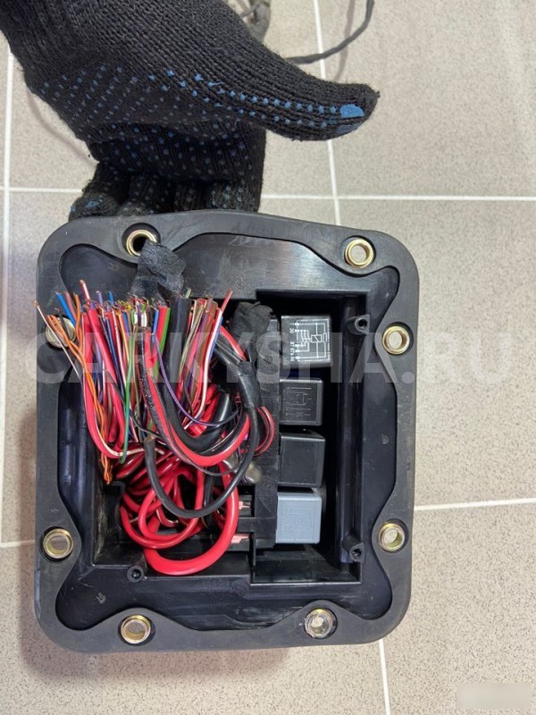 Блок предохранителей Volkswagen Phaeton 2006 Volkswagen Phaeton оригинальный номер 3D1937609