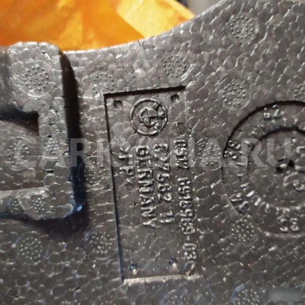 Крепление приборов в нише запасного колеса BMW 5 BMW 5er 