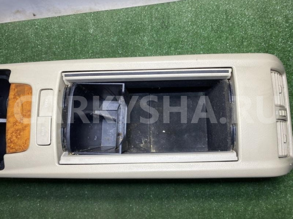Бардачок между сиденьями Lexus RX оригинальный номер 5881048300C0, 5881048071A0, 5561848100, 5561848110, 5561848120, 9016440069